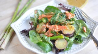 Salmon Salad with Asparagus and Baby Potatoes