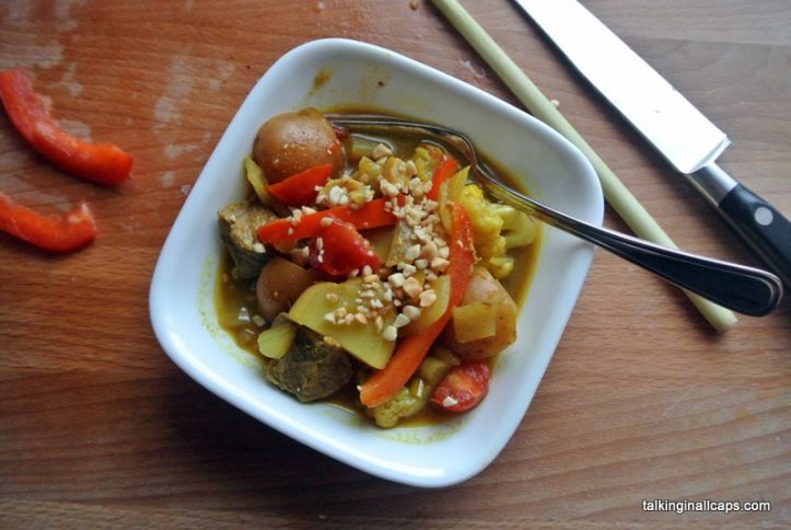 Massaman Curry - Thai Food - Around the World in 30 Dishes - talkinginallcaps.com