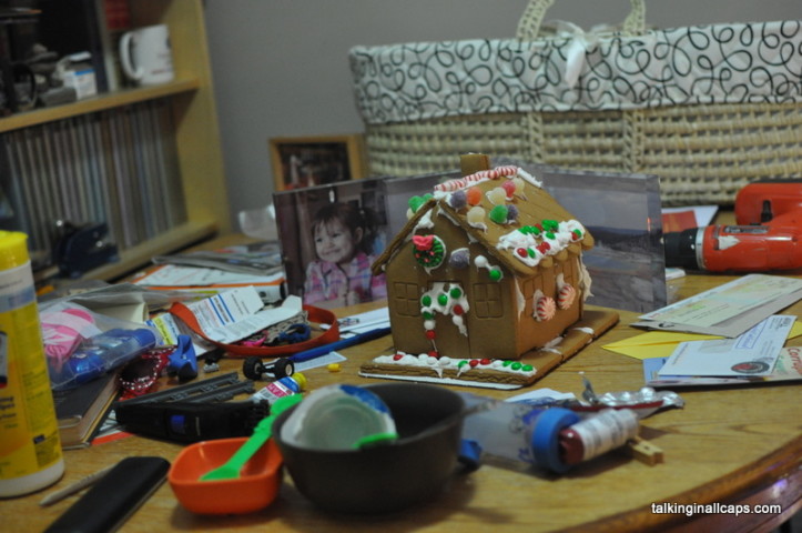 A 9 Month Pregnant Mom's Christmas Home Tour -  Gingerbread House - talkinginallcaps.com