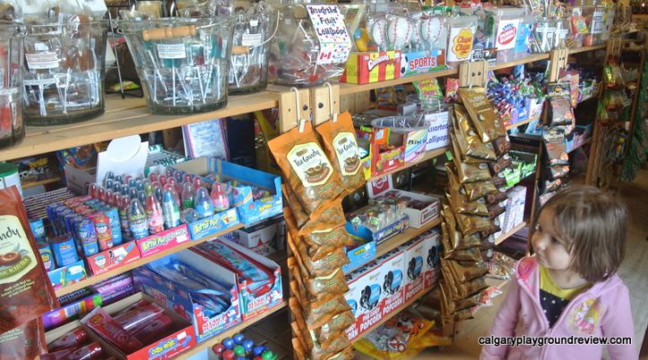 Nanton Candy Store - Calgary Daytrips